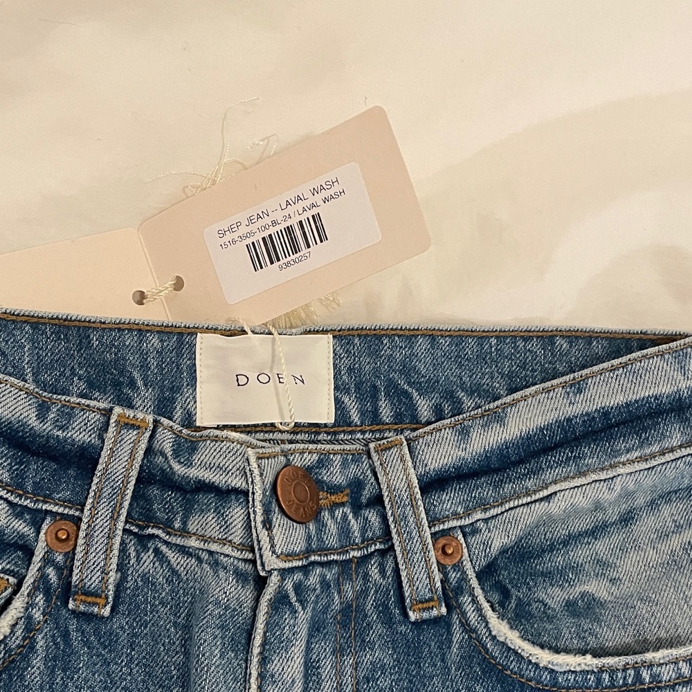 NWT, DOEN High Rise Light Blue Jeans, Sz 24